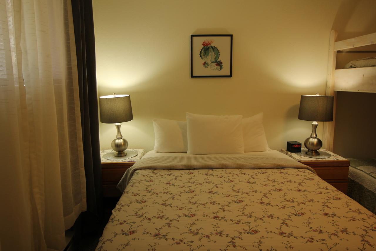 Mariners Cove Inn 韦斯特波特 外观 照片
